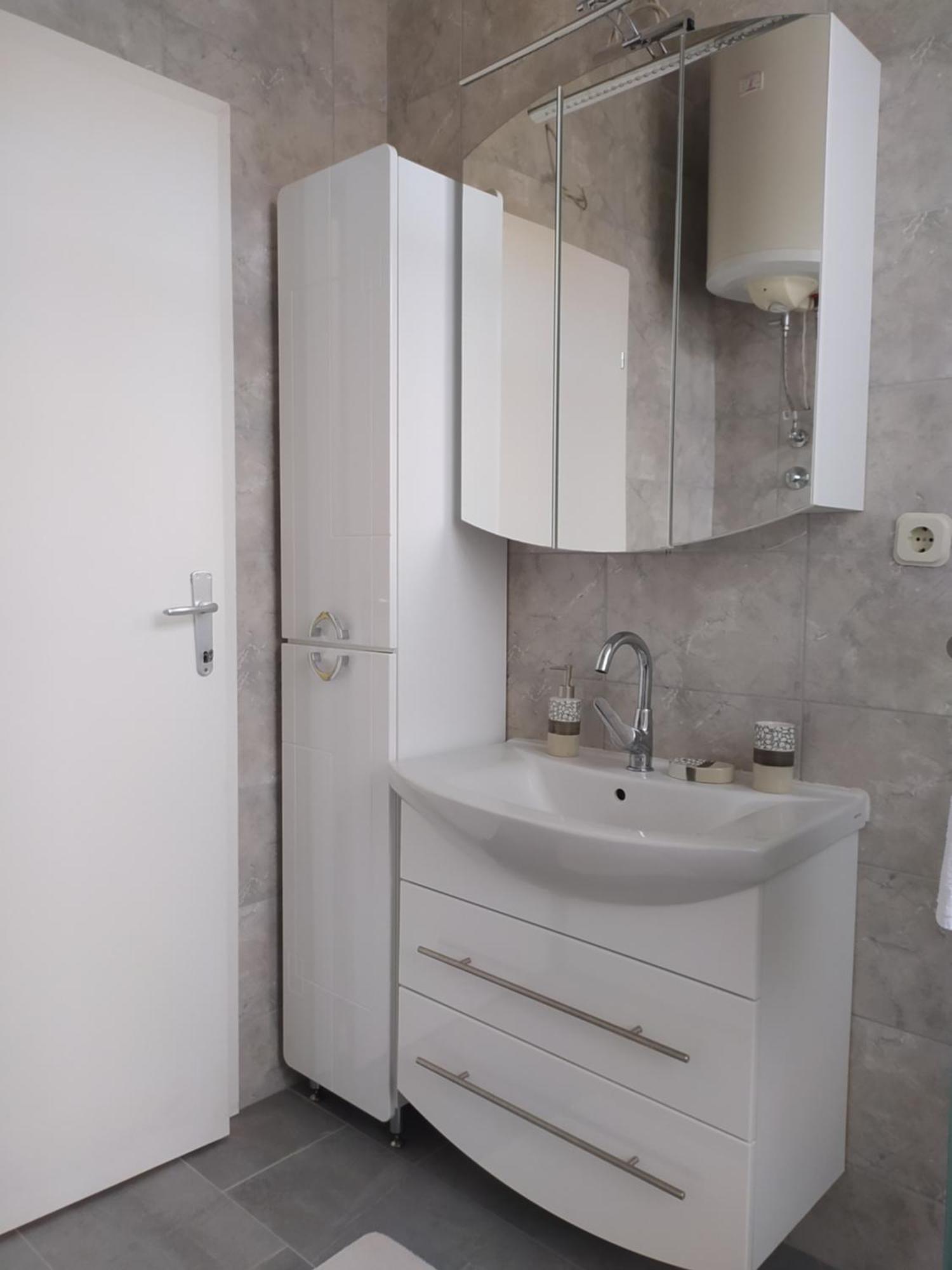 Apartma Narona *